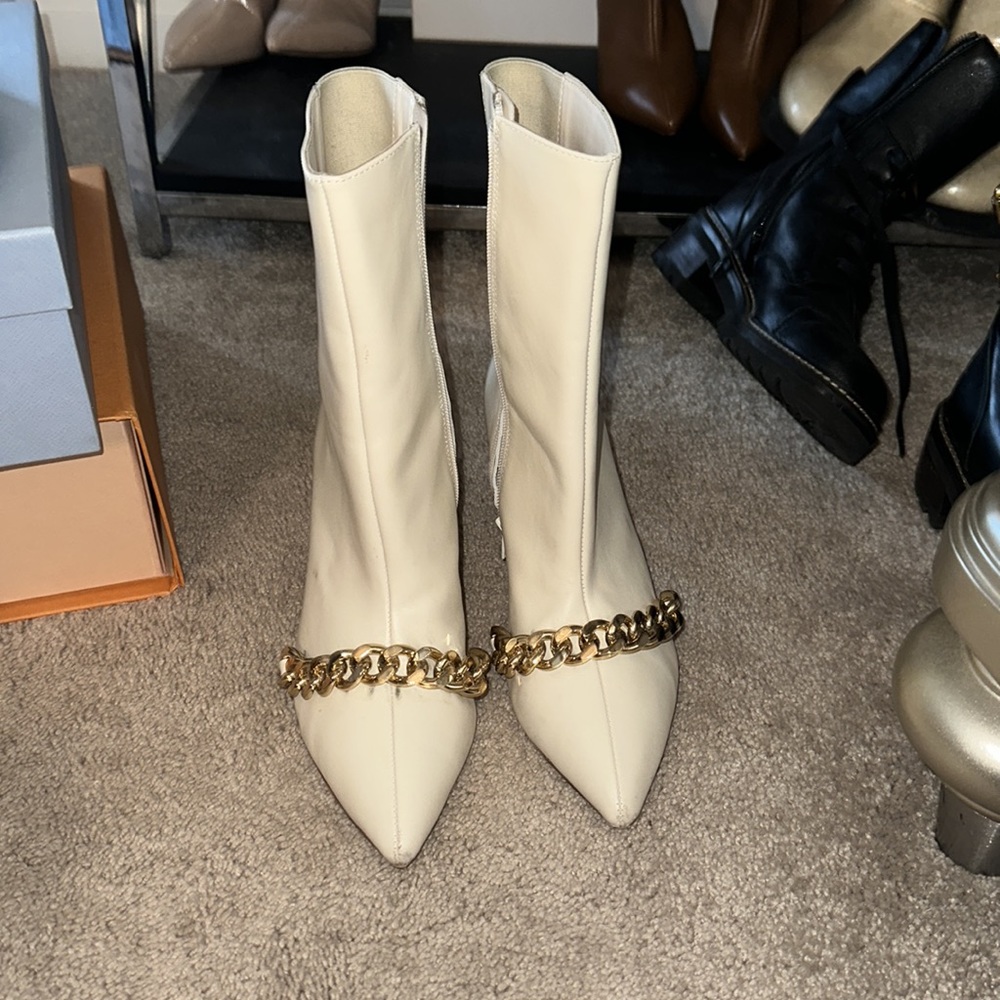 Raye Foxx Boot - Picture 9 of 9